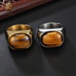 Classic ring with tiger eye stone